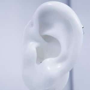 L’importance des aides auditives comme traitement